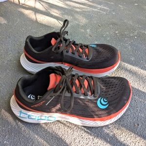 Topo Specter, women's size 7.5